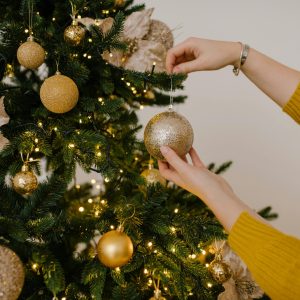 The Ultimate Guide to Christmas Decorations in the UAE: 2026 Trends & Professional Styling