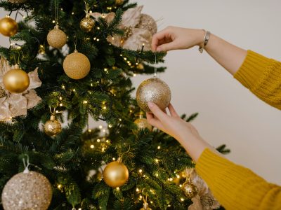 Luxury Christmas Decoration and festive villa styling in Dubai and Abu Dhabi by Infinite Festive Decor, featuring professional ornaments and holiday lighting installations.